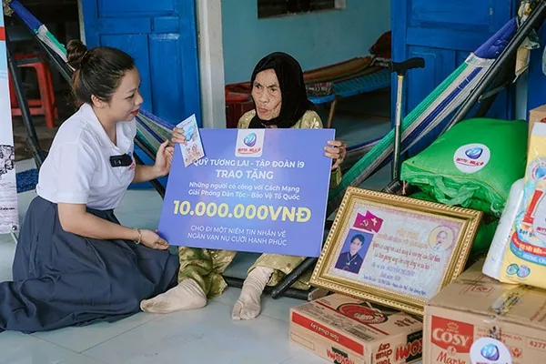 Hỗ trợ khách hàng 8win55